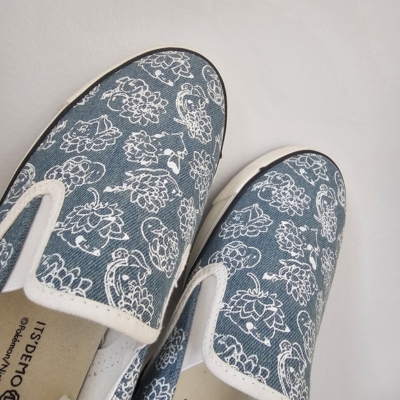 POKEMON x ITS DEMO Limited Collab Denim Pokemon Floral Pattern Sneakers - Picture 5 of 10